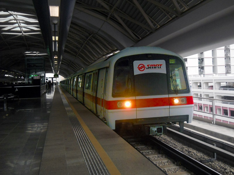 SMRT train (image - Wikipedia)