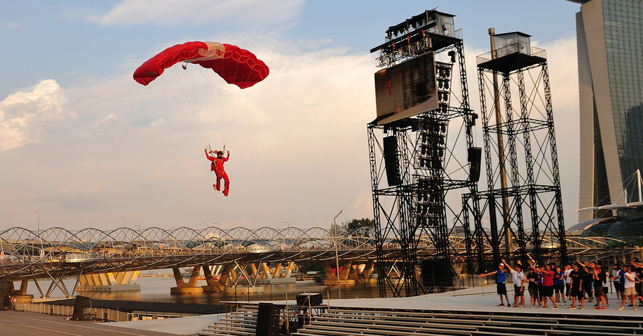 Red lions will be fondly missed in NDP 2016Jordan Tan / Shutterstock.com