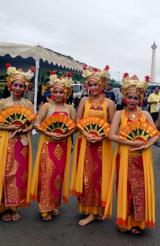 regional-dancers