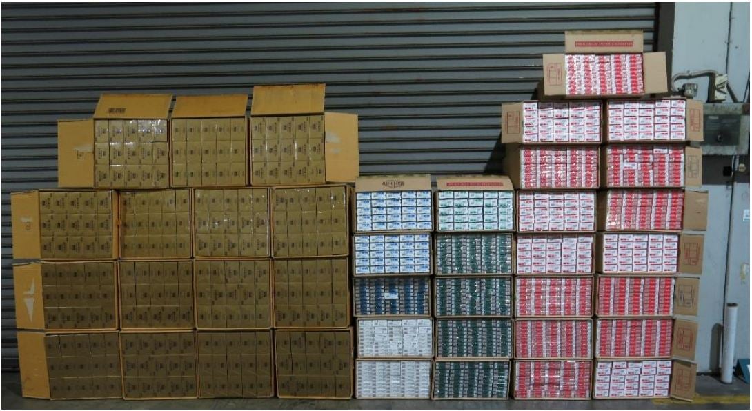 Singapore Customs officers seized 4,900 cartons of duty-unpaid cigarettes from the premises of a logistics company in Jurong Port Road on 17 January 2017 (Source : SIngapore Customs).