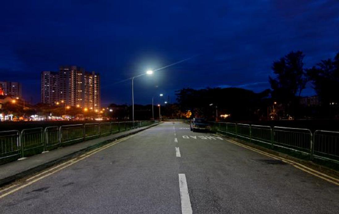 A medium-powered LED street lights trial at Northumberland Road / photo: LTA
